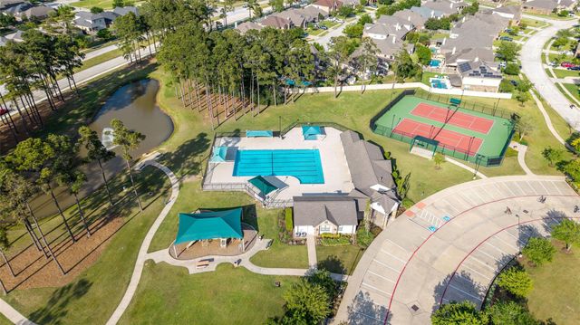 13143 Chatfield Manor Lane, Tomball, TX 77377