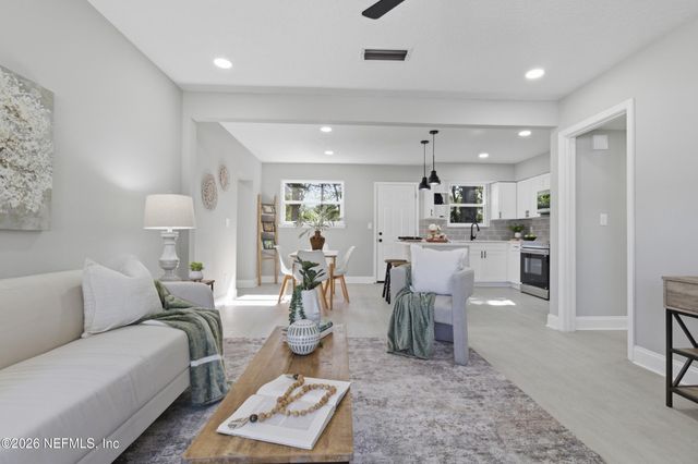 2531 WEDGEFIELD Boulevard, Jacksonville, FL 32211