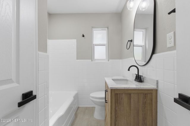 2531 WEDGEFIELD Boulevard, Jacksonville, FL 32211