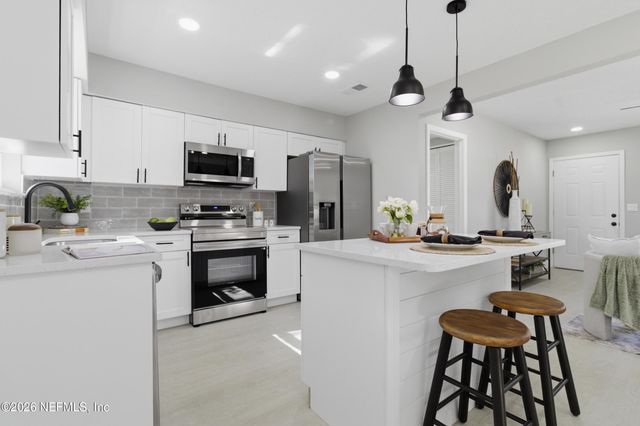 2531 WEDGEFIELD Boulevard, Jacksonville, FL 32211