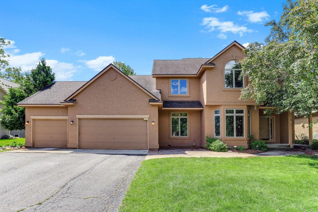 2413 Bridle Creek Trail, Chanhassen, MN 55317 — exterior