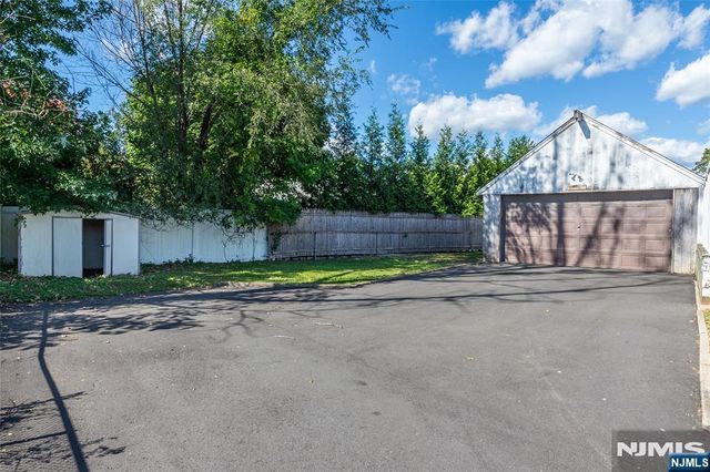308 Pine Street, Pompton Lakes, NJ 07442