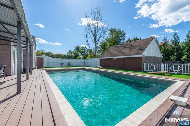 308 Pine Street, Pompton Lakes, NJ 07442