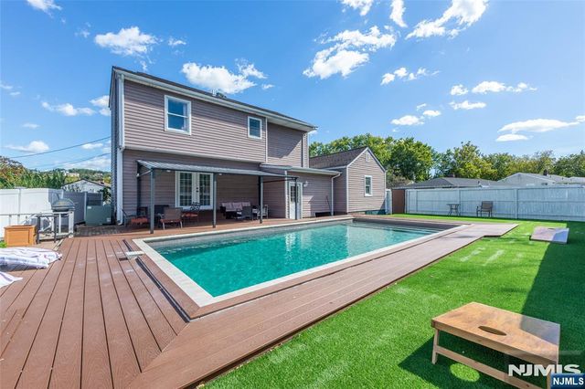 308 Pine Street, Pompton Lakes, NJ 07442