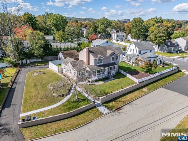 308 Pine Street, Pompton Lakes, NJ 07442