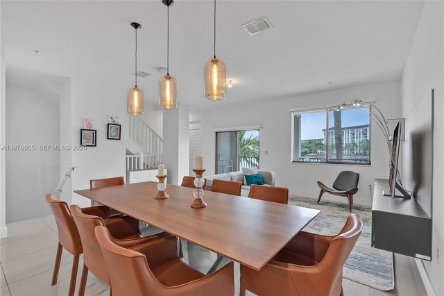 4703 NW 84th Ct 4703, Doral, FL 33166