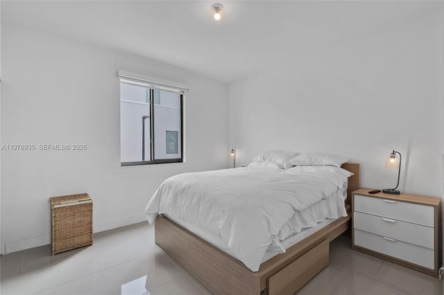 4703 NW 84th Ct 4703, Doral, FL 33166