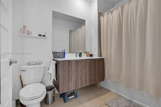 4703 NW 84th Ct 4703, Doral, FL 33166