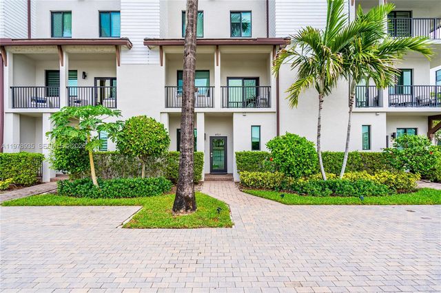 4703 NW 84th Ct 4703, Doral, FL 33166