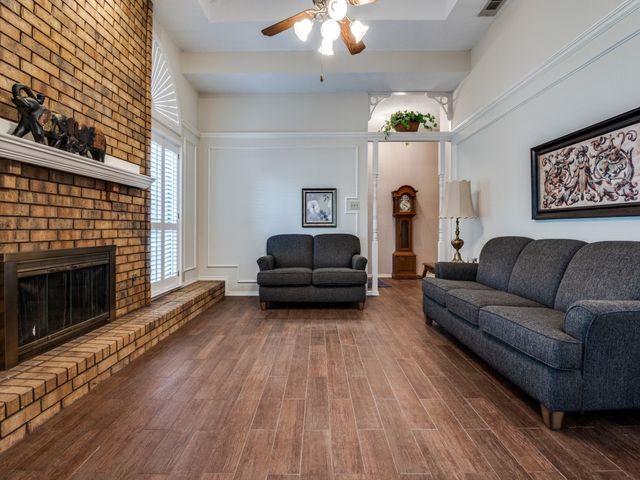 213 Brian Way, Red Oak, TX 75154
