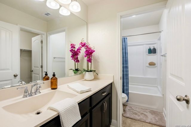 6714 Harmony Farm, San Antonio, TX 78249