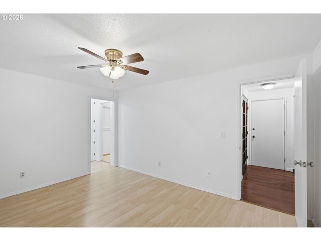 1026 Se 209TH Ave, Gresham, OR 97030