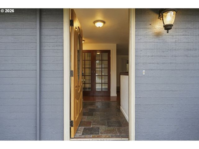 1026 Se 209TH Ave, Gresham, OR 97030