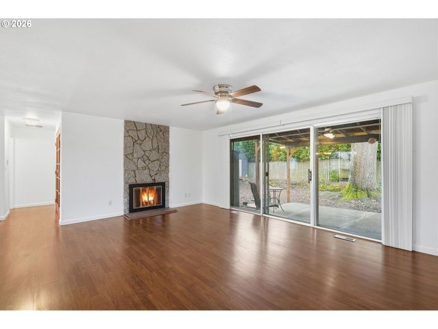 1026 Se 209TH Ave, Gresham, OR 97030