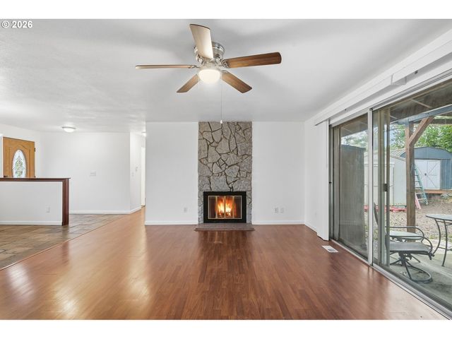 1026 Se 209TH Ave, Gresham, OR 97030