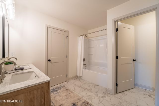 12516 Dalton View Lane, Knoxville, TN 37932