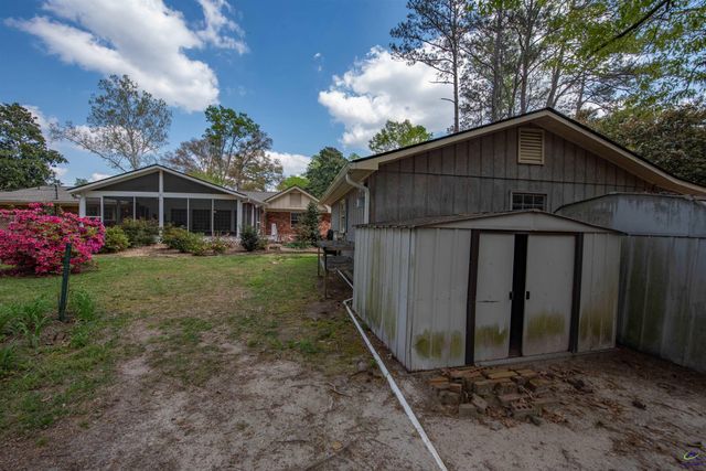 4350 Jones Rd, Macon, GA 31216