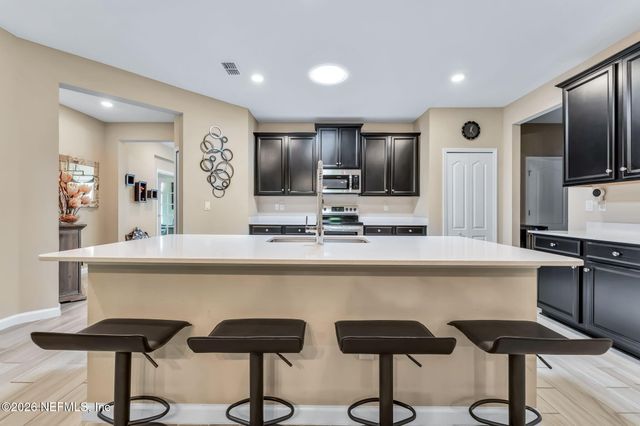 9918 PAVNES CREEK Drive, Jacksonville, FL 32222