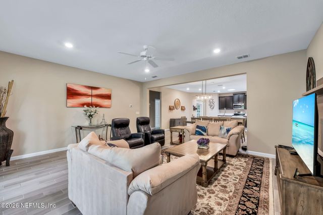 9918 PAVNES CREEK Drive, Jacksonville, FL 32222