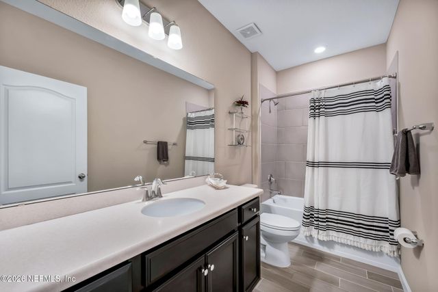 9918 PAVNES CREEK Drive, Jacksonville, FL 32222