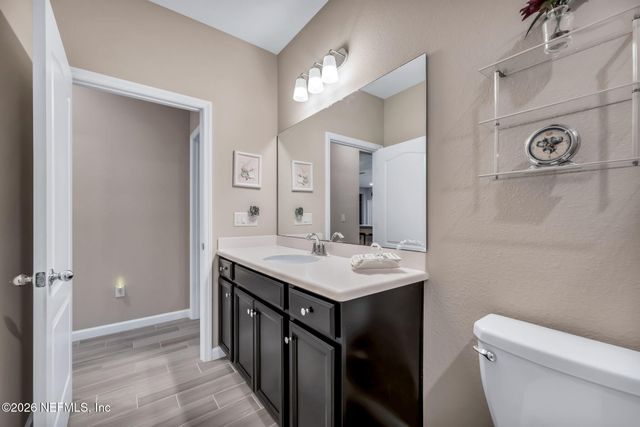 9918 PAVNES CREEK Drive, Jacksonville, FL 32222