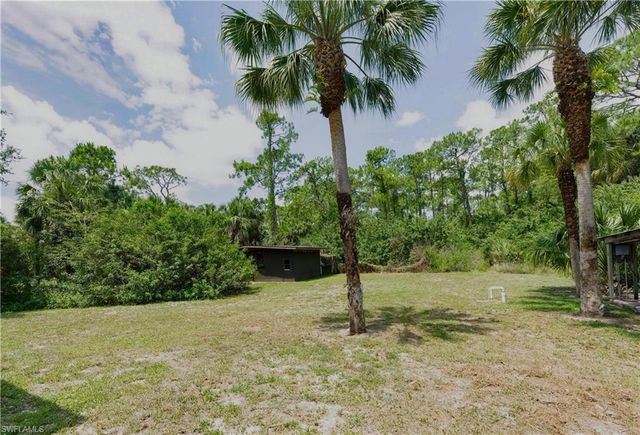 741 9th ST SW, Naples, FL 34117