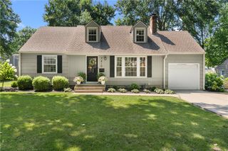 7410 Delmar Street, Prairie Village, KS 66208