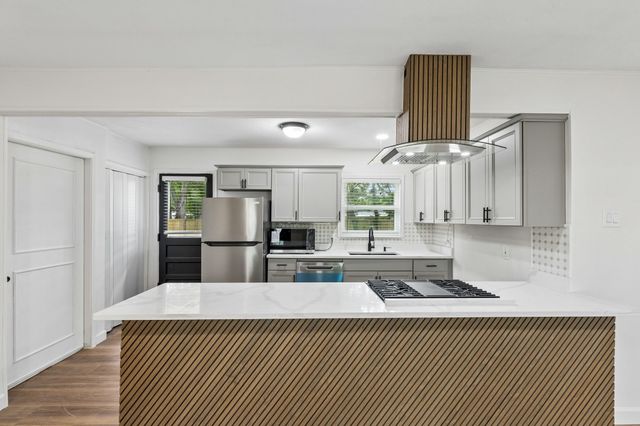 1540 Murray Drive, Garland, TX 75042