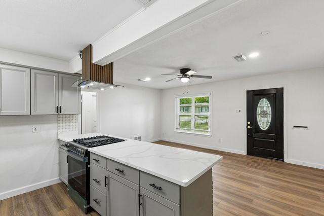 1540 Murray Drive, Garland, TX 75042