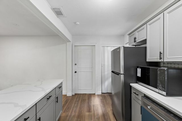 1540 Murray Drive, Garland, TX 75042