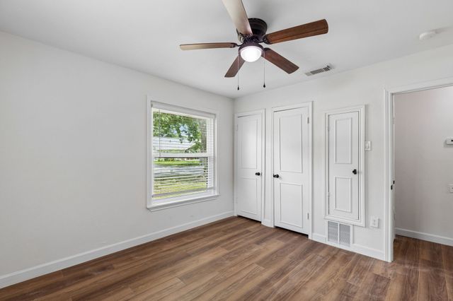 1540 Murray Drive, Garland, TX 75042