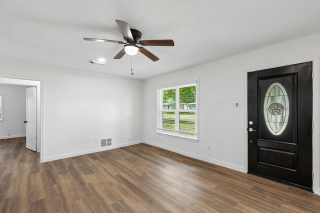 1540 Murray Drive, Garland, TX 75042