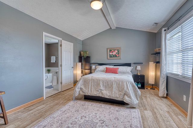 4433 Stone Garden Lane, Newburgh, IN 47630