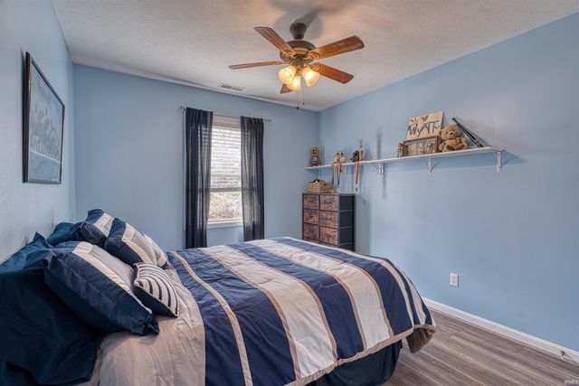 4433 Stone Garden Lane, Newburgh, IN 47630