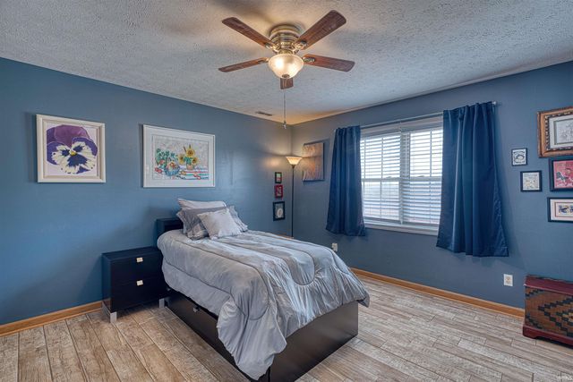 4433 Stone Garden Lane, Newburgh, IN 47630