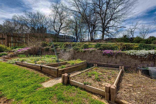 4433 Stone Garden Lane, Newburgh, IN 47630