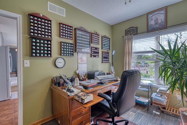 4433 Stone Garden Lane, Newburgh, IN 47630