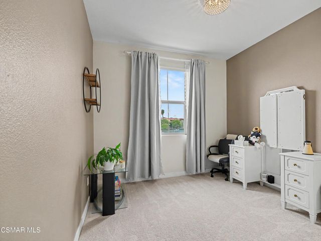 189 Westpark Court 203, Camarillo, CA 93012