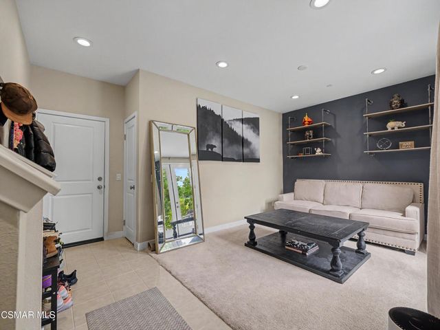189 Westpark Court 203, Camarillo, CA 93012