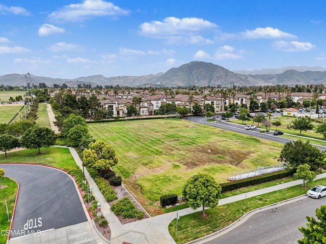 189 Westpark Court 203, Camarillo, CA 93012