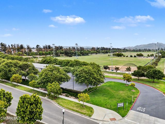 189 Westpark Court 203, Camarillo, CA 93012