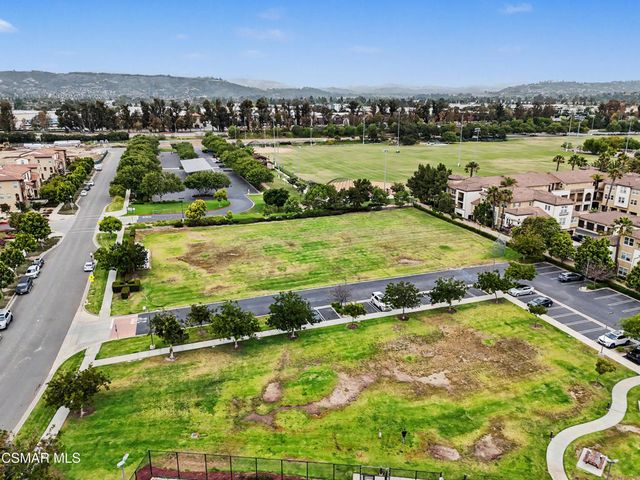 189 Westpark Court 203, Camarillo, CA 93012