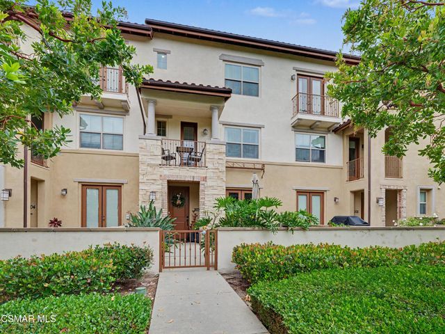 189 Westpark Court 203, Camarillo, CA 93012