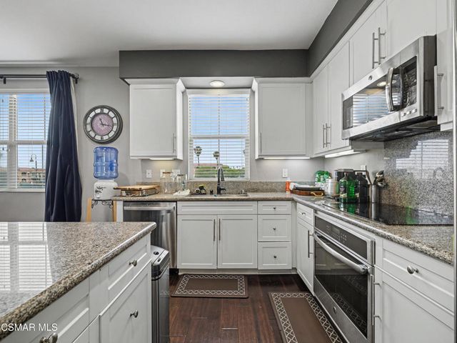 189 Westpark Court 203, Camarillo, CA 93012