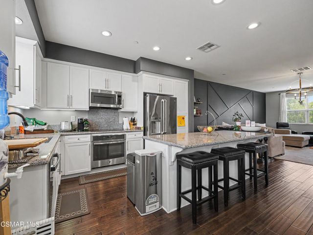 189 Westpark Court 203, Camarillo, CA 93012
