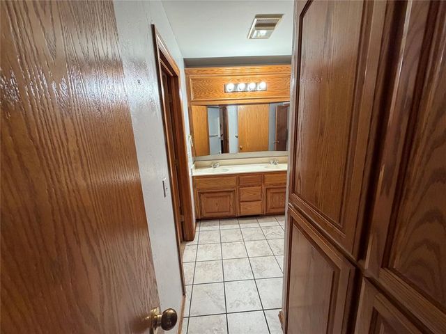 4209 NW 143rd Street, Oklahoma City, OK 73134