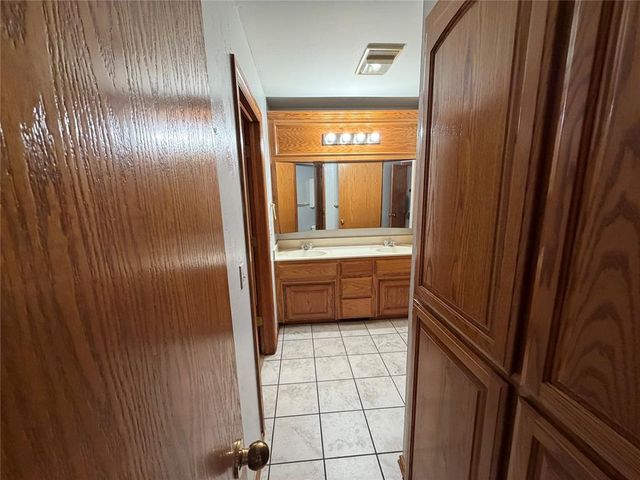 4209 NW 143rd Street, Oklahoma City, OK 73134