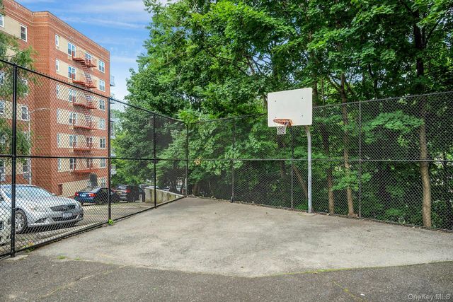 11 Balint Drive 745, Yonkers, NY 10710