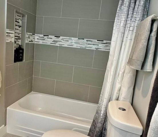 6461 NW 2nd Avenue 409, Boca Raton, FL 33487