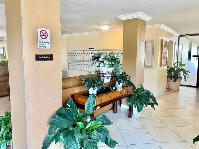 6461 NW 2nd Avenue 409, Boca Raton, FL 33487